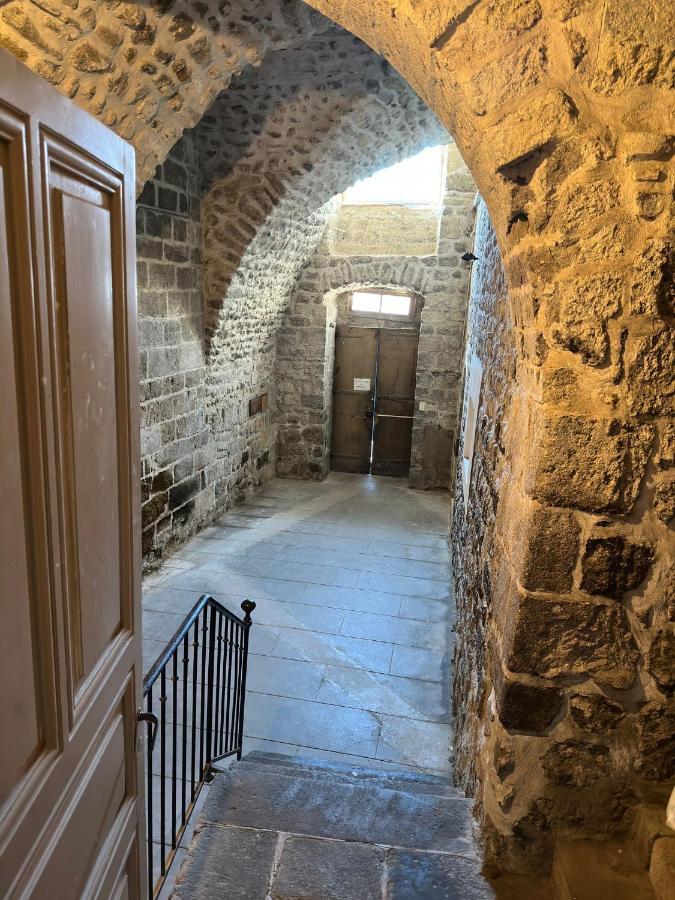 Apartament Petit Nid Cosy Au Coeur Du Puy 1 A 5 Personnes Le Puy-en-Velay Zewnętrze zdjęcie